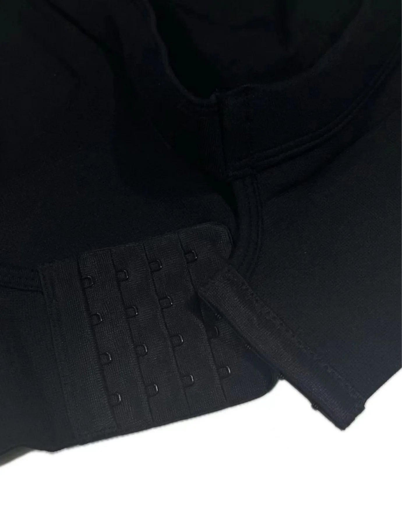 Sports and beautiful back bra set, cross-back sports bra, no chest pad, adjustable size, and can be worn inside normally.