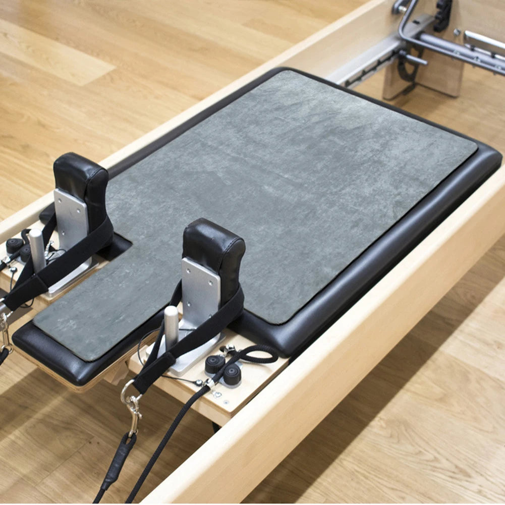 Pilates Reformer Mat Anti-slip Silicone Training Mat For Reconstituted Core Bed Sweat-Absorbent Artificial Suede Reformer Mat